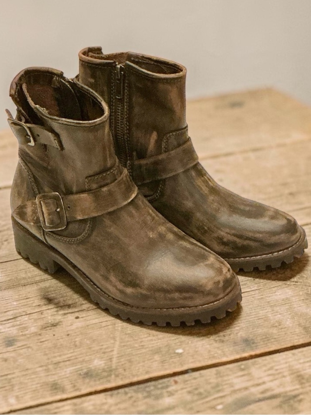 Freebird by Steven BIKER Moto Ankle Boots in Distressed Brown Leather Size 7